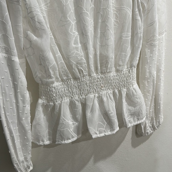 Ivory top - Picture 10 of 11